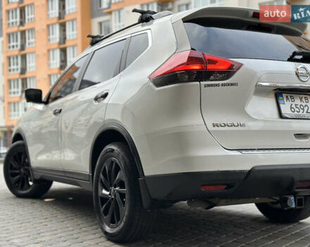 Белый Ниссан Rogue, объемом двигателя 2.49 л и пробегом 172 тыс. км за 14499 $, фото 11 на Automoto.ua