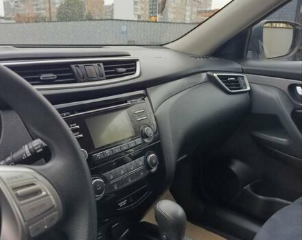 Белый Ниссан Rogue, объемом двигателя 2.49 л и пробегом 125 тыс. км за 15500 $, фото 2 на Automoto.ua