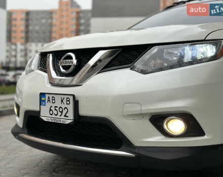 Белый Ниссан Rogue, объемом двигателя 2.49 л и пробегом 172 тыс. км за 14499 $, фото 5 на Automoto.ua