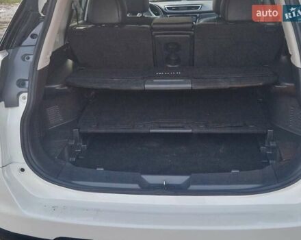 Белый Ниссан Rogue, объемом двигателя 2.5 л и пробегом 63 тыс. км за 13500 $, фото 9 на Automoto.ua