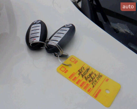 Белый Ниссан Rogue, объемом двигателя 2.49 л и пробегом 186 тыс. км за 16000 $, фото 15 на Automoto.ua