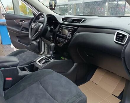 Белый Ниссан Rogue, объемом двигателя 2.49 л и пробегом 125 тыс. км за 15500 $, фото 10 на Automoto.ua