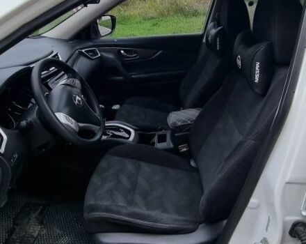 Белый Ниссан Rogue, объемом двигателя 2.5 л и пробегом 130 тыс. км за 12999 $, фото 16 на Automoto.ua