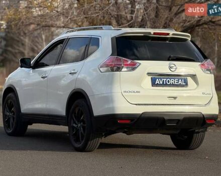 Белый Ниссан Rogue, объемом двигателя 2.5 л и пробегом 112 тыс. км за 15000 $, фото 22 на Automoto.ua