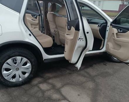 Білий Ніссан Rogue, об'ємом двигуна 2.49 л та пробігом 76 тис. км за 14200 $, фото 27 на Automoto.ua