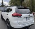 Белый Ниссан Rogue, объемом двигателя 2.49 л и пробегом 172 тыс. км за 15000 $, фото 1 на Automoto.ua