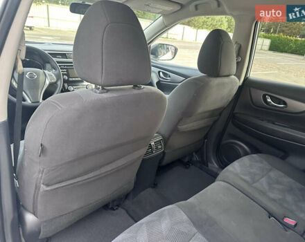 Белый Ниссан Rogue, объемом двигателя 2.5 л и пробегом 165 тыс. км за 10900 $, фото 14 на Automoto.ua