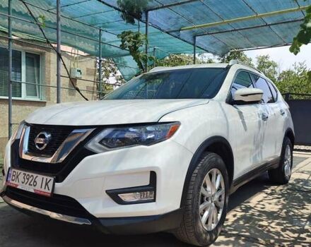 Белый Ниссан Rogue, объемом двигателя 2.49 л и пробегом 160 тыс. км за 15500 $, фото 6 на Automoto.ua