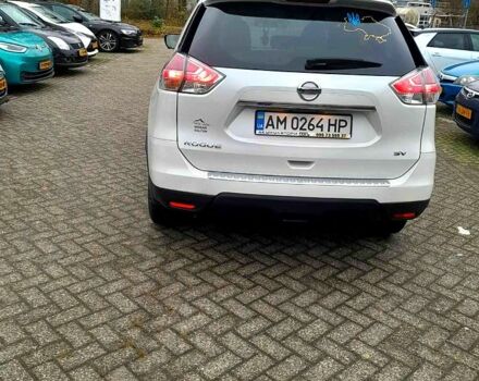 Білий Ніссан Rogue, об'ємом двигуна 2.5 л та пробігом 0 тис. км за 13500 $, фото 3 на Automoto.ua