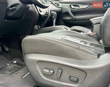 Белый Ниссан Rogue, объемом двигателя 2.5 л и пробегом 151 тыс. км за 15300 $, фото 16 на Automoto.ua