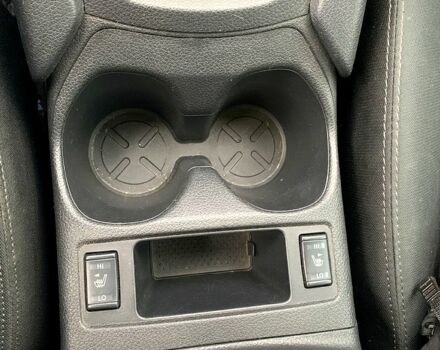 Белый Ниссан Rogue, объемом двигателя 2.5 л и пробегом 96 тыс. км за 15800 $, фото 10 на Automoto.ua