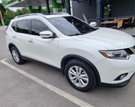 Белый Ниссан Rogue, объемом двигателя 2.5 л и пробегом 130 тыс. км за 12999 $, фото 1 на Automoto.ua