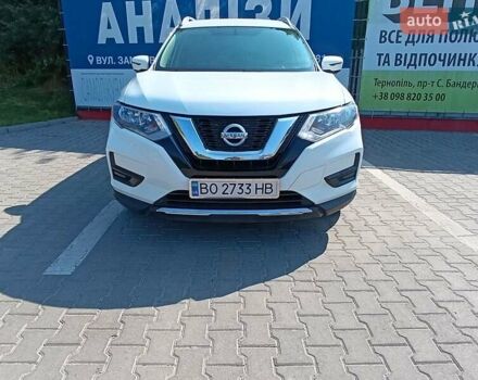 Ниссан Rogue 2016 в Тернополе на Automoto.ua Белый Ниссан Rogue, объемом двигателя 2.5 л и пробегом 192 тыс. км за 12999 $, фото 2 на Automoto.ua