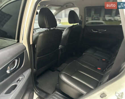 Белый Ниссан Rogue, объемом двигателя 2.49 л и пробегом 172 тыс. км за 14499 $, фото 27 на Automoto.ua