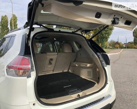 Білий Ніссан Rogue, об'ємом двигуна 2.5 л та пробігом 117 тис. км за 14300 $, фото 4 на Automoto.ua