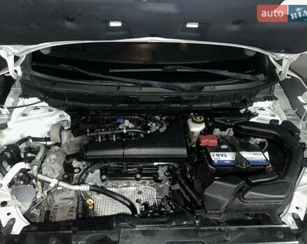 Белый Ниссан Rogue, объемом двигателя 2.49 л и пробегом 186 тыс. км за 13999 $, фото 8 на Automoto.ua