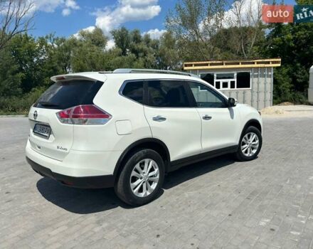 Белый Ниссан Rogue, объемом двигателя 2.49 л и пробегом 182 тыс. км за 13500 $, фото 2 на Automoto.ua