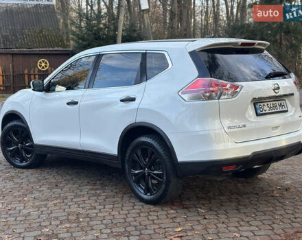 Білий Ніссан Rogue, об'ємом двигуна 2.5 л та пробігом 220 тис. км за 12000 $, фото 9 на Automoto.ua