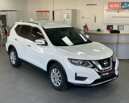 Белый Ниссан Rogue, объемом двигателя 2.49 л и пробегом 264 тыс. км за 13190 $, фото 6 на Automoto.ua