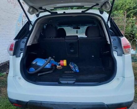 Белый Ниссан Rogue, объемом двигателя 2.49 л и пробегом 186 тыс. км за 13999 $, фото 24 на Automoto.ua