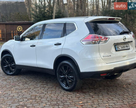 Білий Ніссан Rogue, об'ємом двигуна 2.5 л та пробігом 220 тис. км за 12000 $, фото 8 на Automoto.ua