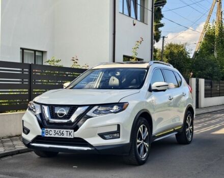 Белый Ниссан Rogue, объемом двигателя 2.5 л и пробегом 151 тыс. км за 15700 $, фото 2 на Automoto.ua