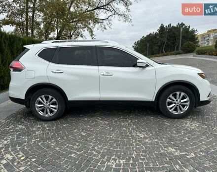 Белый Ниссан Rogue, объемом двигателя 2.49 л и пробегом 174 тыс. км за 13800 $, фото 5 на Automoto.ua
