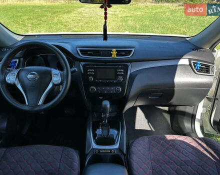 Білий Ніссан Rogue, об'ємом двигуна 2.49 л та пробігом 123 тис. км за 13200 $, фото 15 на Automoto.ua