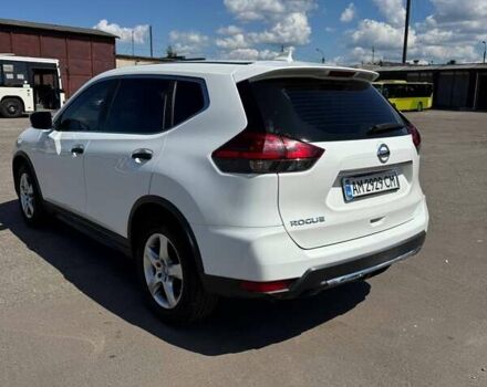 Белый Ниссан Rogue, объемом двигателя 2.49 л и пробегом 137 тыс. км за 12500 $, фото 1 на Automoto.ua