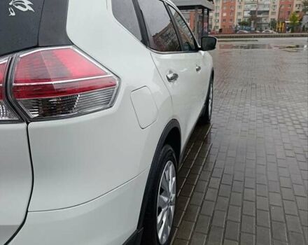 Белый Ниссан Rogue, объемом двигателя 2.49 л и пробегом 125 тыс. км за 15500 $, фото 1 на Automoto.ua