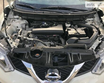 Білий Ніссан Rogue, об'ємом двигуна 2.5 л та пробігом 117 тис. км за 14300 $, фото 5 на Automoto.ua