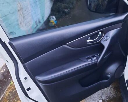 Белый Ниссан Rogue, объемом двигателя 2.49 л и пробегом 186 тыс. км за 13999 $, фото 17 на Automoto.ua