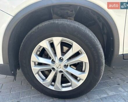 Белый Ниссан Rogue, объемом двигателя 2.49 л и пробегом 182 тыс. км за 13500 $, фото 16 на Automoto.ua