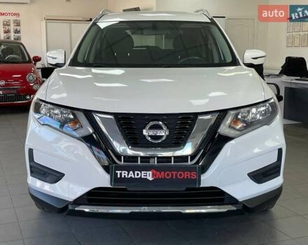 Белый Ниссан Rogue, объемом двигателя 2.49 л и пробегом 264 тыс. км за 13190 $, фото 4 на Automoto.ua