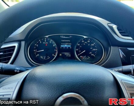 Белый Ниссан Rogue, объемом двигателя 2.5 л и пробегом 223 тыс. км за 10800 $, фото 1 на Automoto.ua