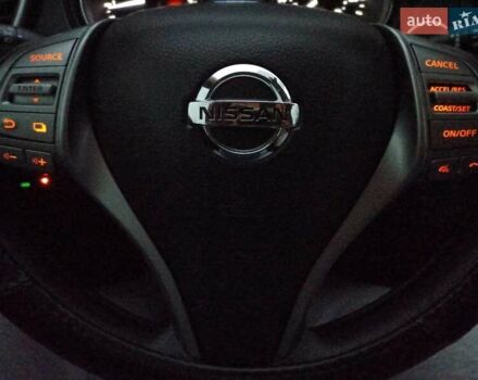 Білий Ніссан Rogue, об'ємом двигуна 2.49 л та пробігом 157 тис. км за 13800 $, фото 18 на Automoto.ua