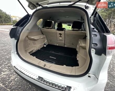 Белый Ниссан Rogue, объемом двигателя 2.49 л и пробегом 174 тыс. км за 13800 $, фото 8 на Automoto.ua