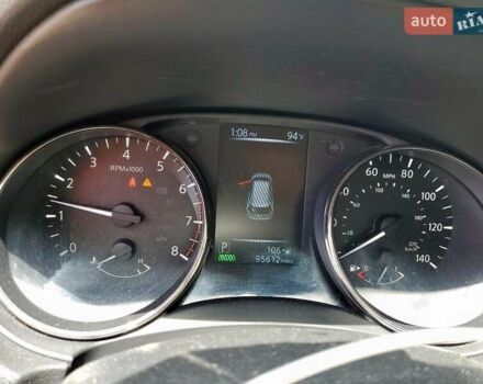 Білий Ніссан Rogue, об'ємом двигуна 0 л та пробігом 153 тис. км за 2100 $, фото 8 на Automoto.ua