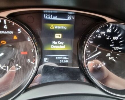 Белый Ниссан Rogue, объемом двигателя 2.5 л и пробегом 130 тыс. км за 12999 $, фото 15 на Automoto.ua