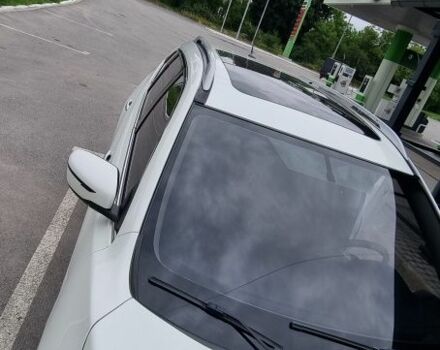 Белый Ниссан Rogue, объемом двигателя 2.5 л и пробегом 130 тыс. км за 12999 $, фото 2 на Automoto.ua