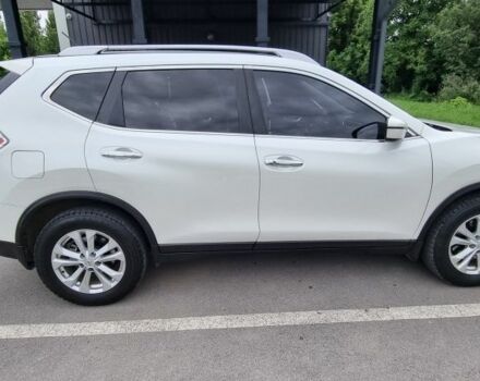 Белый Ниссан Rogue, объемом двигателя 2.5 л и пробегом 130 тыс. км за 12999 $, фото 3 на Automoto.ua