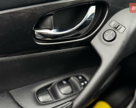 Белый Ниссан Rogue, объемом двигателя 2.5 л и пробегом 120 тыс. км за 13900 $, фото 24 на Automoto.ua