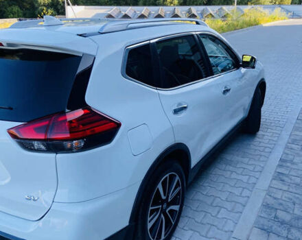 Белый Ниссан Rogue, объемом двигателя 2.5 л и пробегом 128 тыс. км за 16900 $, фото 5 на Automoto.ua