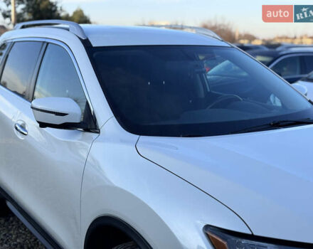 Белый Ниссан Rogue, объемом двигателя 2.5 л и пробегом 151 тыс. км за 14300 $, фото 21 на Automoto.ua