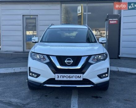 Белый Ниссан Rogue, объемом двигателя 2.5 л и пробегом 81 тыс. км за 17500 $, фото 1 на Automoto.ua