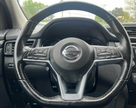 Белый Ниссан Rogue, объемом двигателя 2 л и пробегом 69 тыс. км за 6500 $, фото 8 на Automoto.ua