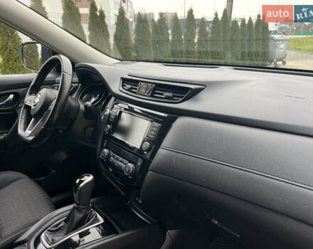 Белый Ниссан Rogue, объемом двигателя 2.5 л и пробегом 120 тыс. км за 14300 $, фото 32 на Automoto.ua