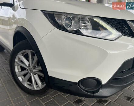 Белый Ниссан Rogue, объемом двигателя 2 л и пробегом 114 тыс. км за 14299 $, фото 5 на Automoto.ua