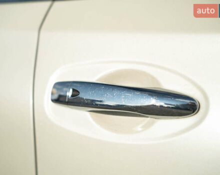 Белый Ниссан Rogue, объемом двигателя 2.49 л и пробегом 132 тыс. км за 14900 $, фото 12 на Automoto.ua