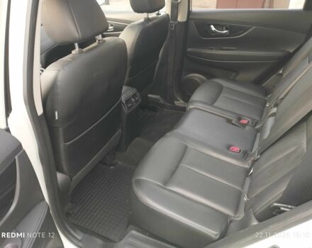 Белый Ниссан Rogue, объемом двигателя 0 л и пробегом 72 тыс. км за 14900 $, фото 8 на Automoto.ua